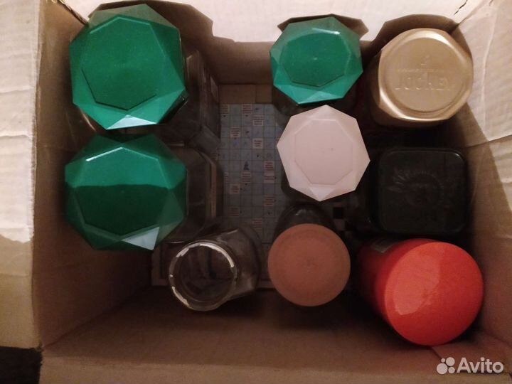 Банка из под кофе