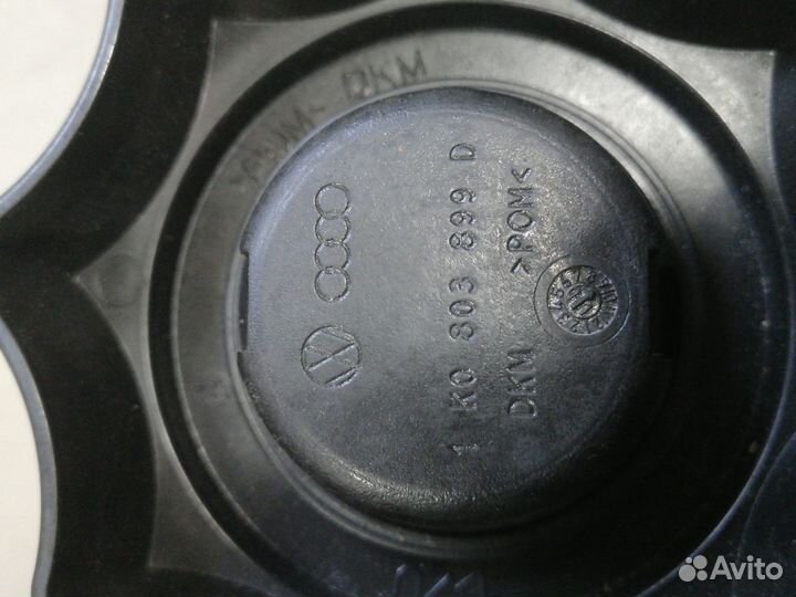 Крепление запасного колеса Volkswagen Golf 6 2011