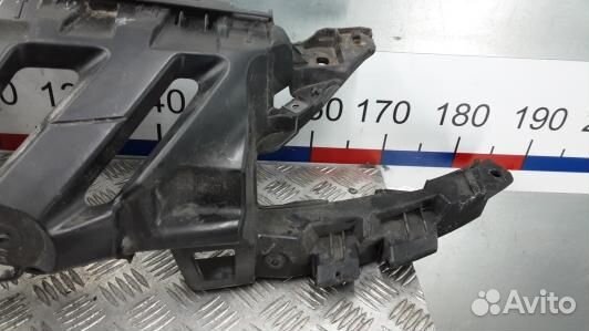 Передняя панель крепления облицовки (телевизор) pe