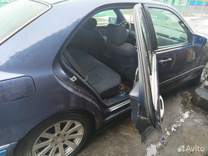 Запчасти mercedes Е класс W210