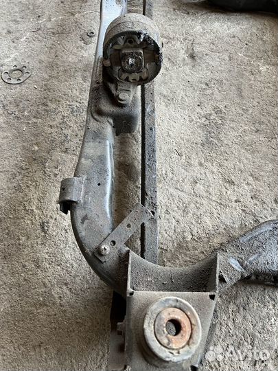 Подрамник передний Ford Mondeo 2