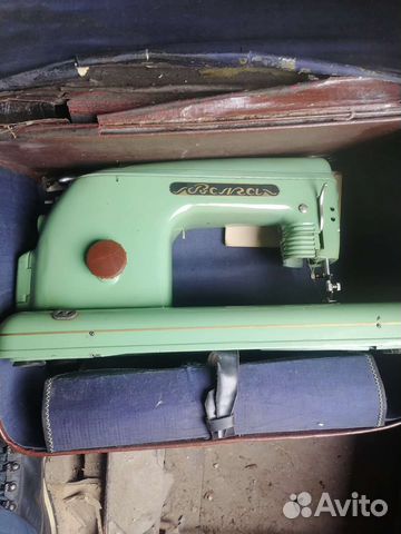 Швейная машина Волга