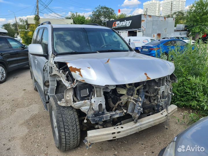 Toyota Land Cruiser 4.5 AT, 2008, битый, 250 000 км