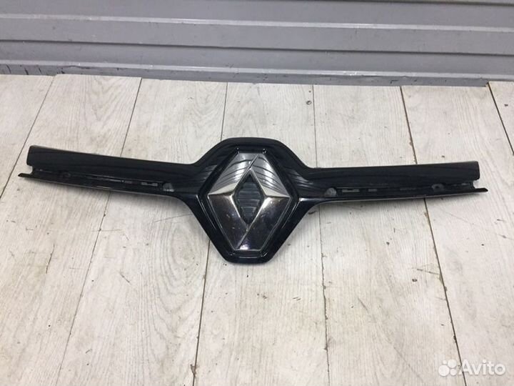 Накладка решетки радиатора Renault Arkana 2018-Нв