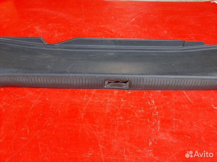 Обшивка багажника Toyota Camry XV30