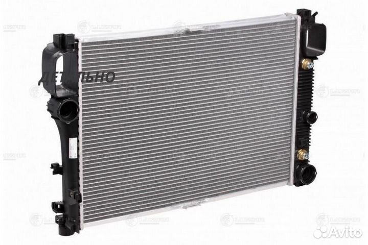 Радиатор двигателя