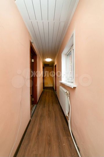 Дом 247 м² на участке 6,5 сот.