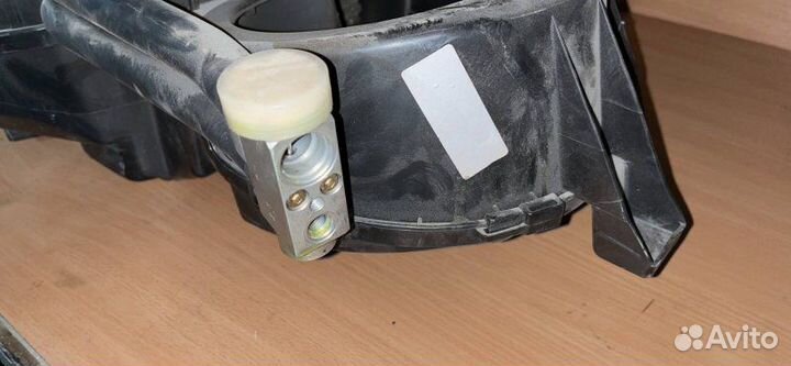 Отопитель в сборе (печка) Volkswagen Sharan 2005