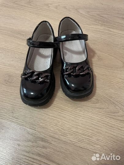 Туфли для девочки 33р