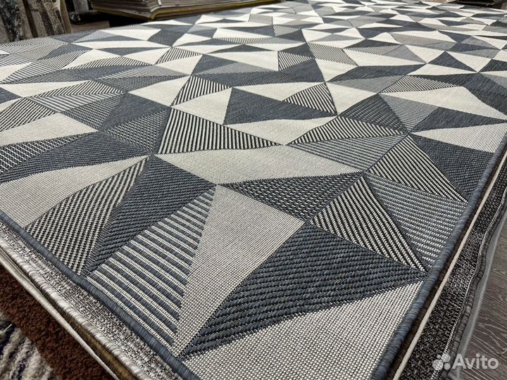 Ковер, циновка 2х3.9 новый