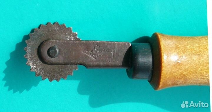 Антикварный метчик клеймо на металле 40-е г.г