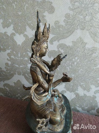 Статуэтка антикварная