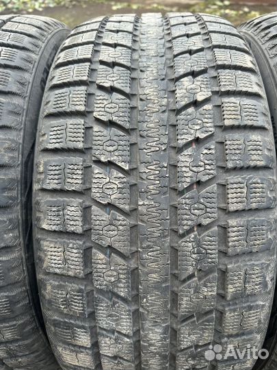 Toyo Observe GSi-5 315/35 R20 и 275/40 R20