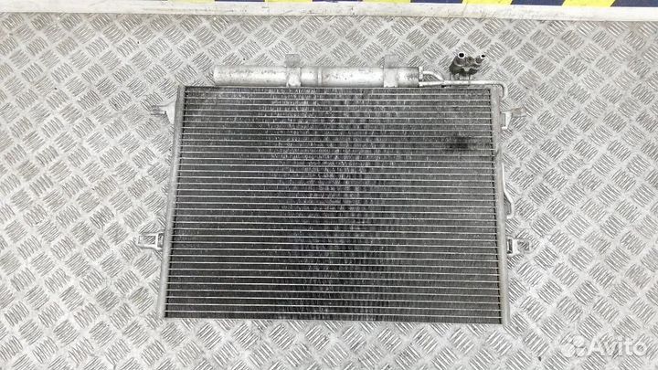 Радиатор кондиционера (конденсер) Mercedes-Benz E