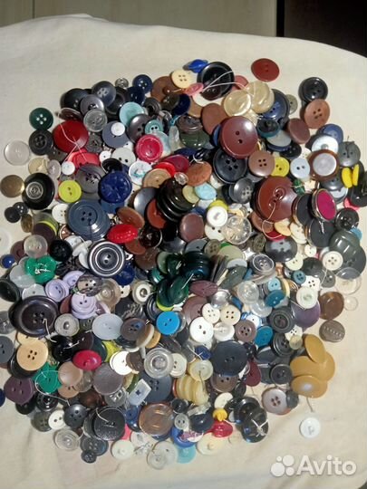 Пуговицы