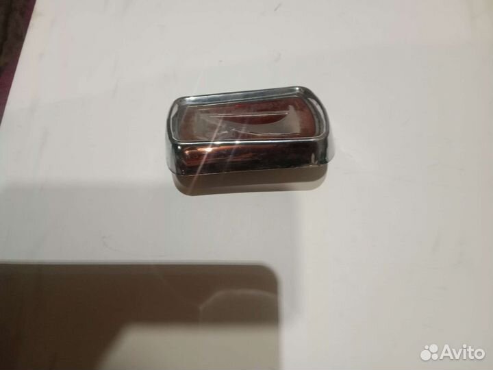 Эмблема на Ваз