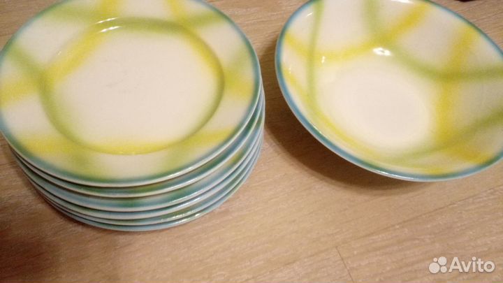 Набор посуды тарелки
