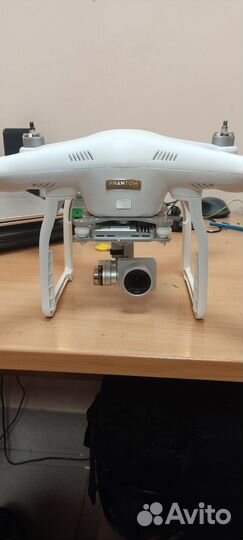 Квадрокоптер phantom 3 pro