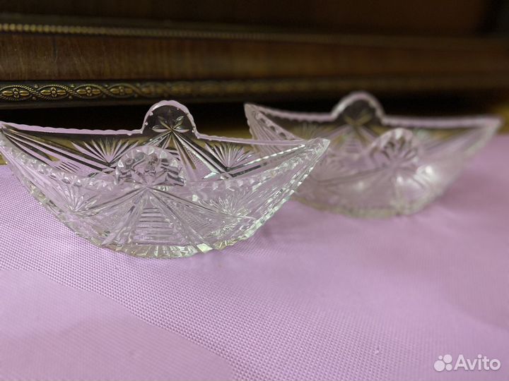 Хрустальные стопки, рюмки, вазы, салатники