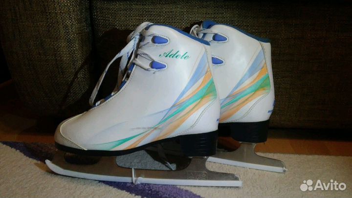 Коньки белые, 36 размер