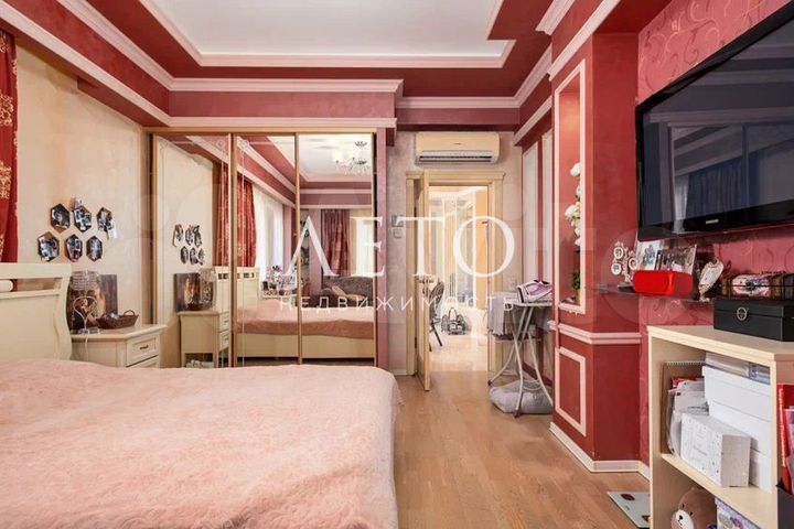 2-к. квартира, 68,4 м², 2/8 эт.