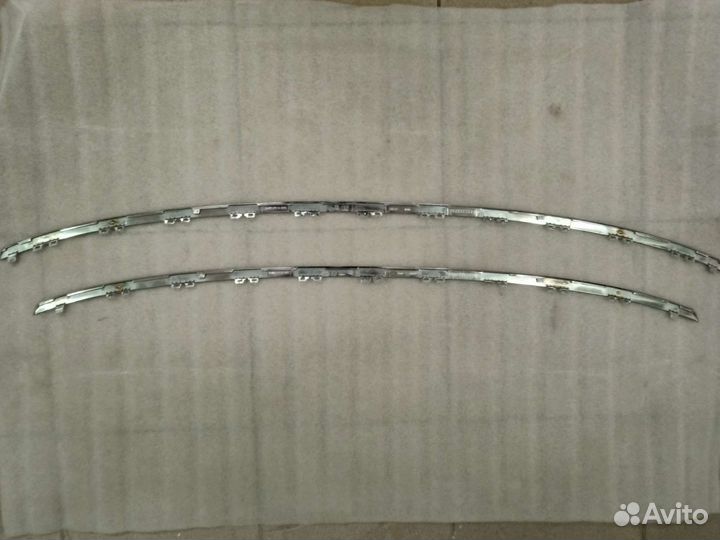 Молдинги решётки радиатора Peugeot 308 sw
