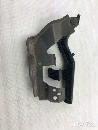 Петля капота левая Toyota Camry V50/V55 2011- 2018