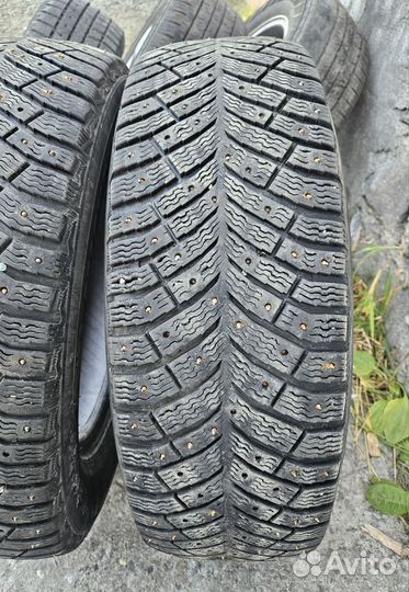 Michelin X-Ice North 4 SUV 225/65 R17 106T