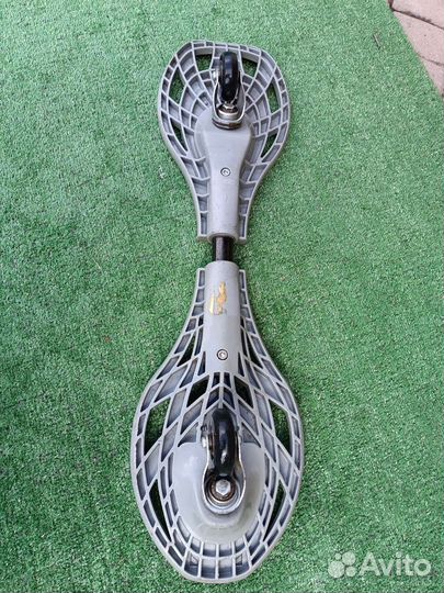 Роллерсерф, Вейвборд Street Surfing