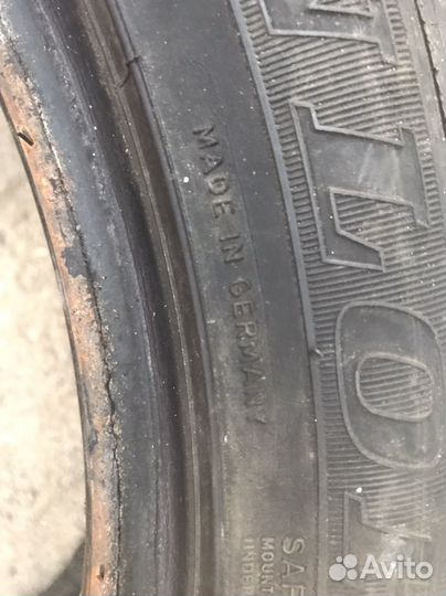 Dunlop D87M 215/45 R16