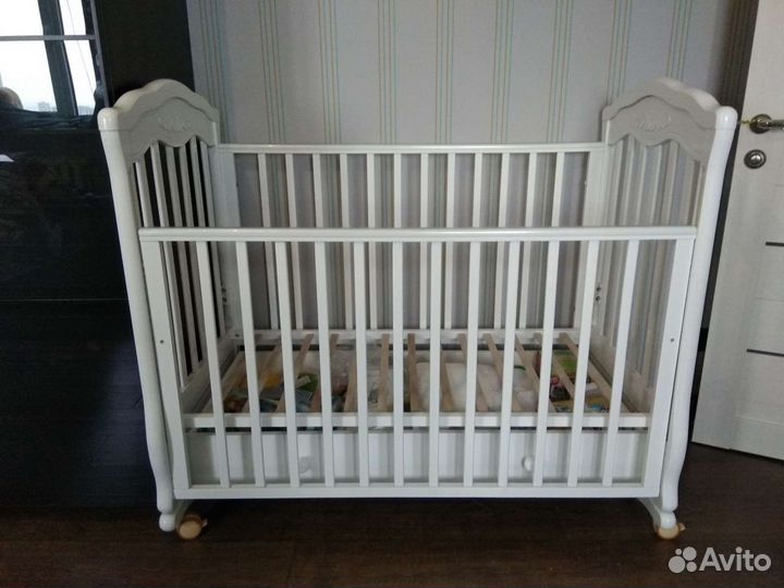 Детская кроватка-качалка Гандылян