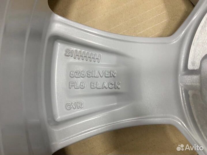 Новые VAG Velorum R16 Skoda Octavia A8 (2022)