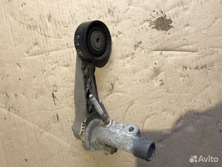 Ролик натяжной Пежо 308