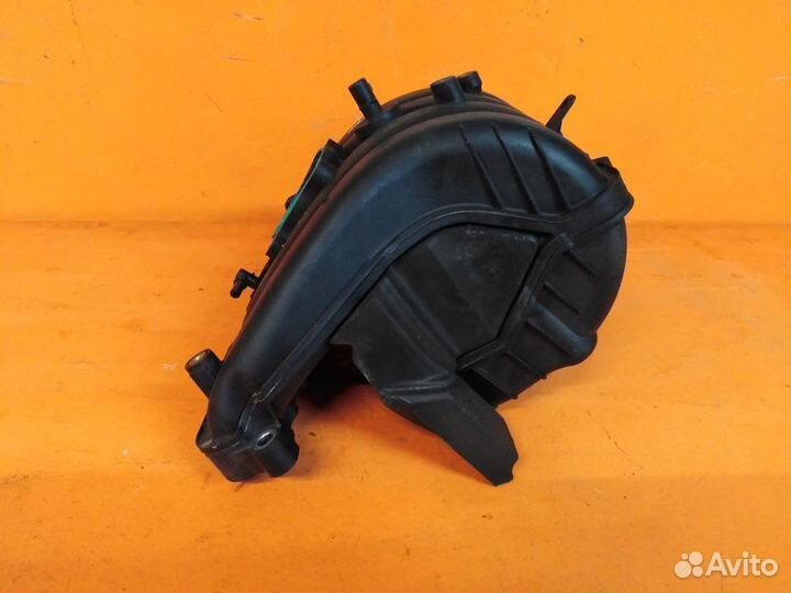 Коллектор впускной Chevrolet Equinox 2011