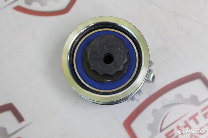 Комплект: водяной насос и ремень зубчатый gates