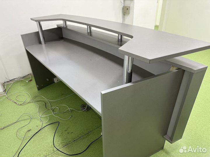 Стойка ресепшн бу