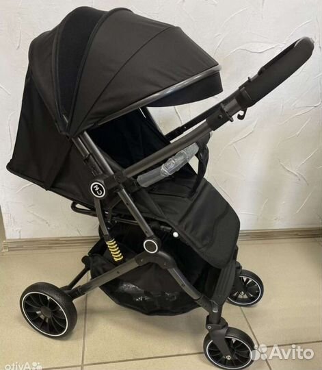 Коляска лёгкая,с перекидной ручкой Luxmom 525