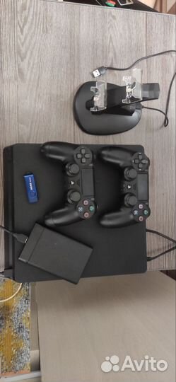 Sony PS4 slim 500 прошитая goldhen9.0