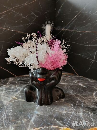 Статуэтка девушка