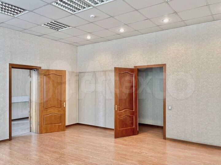 Сдам офисное помещение, 320 м²