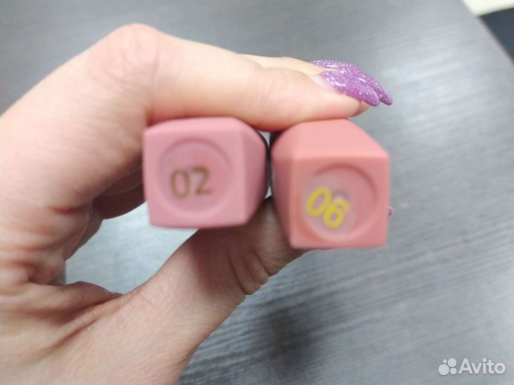 Губная помада velvet новая