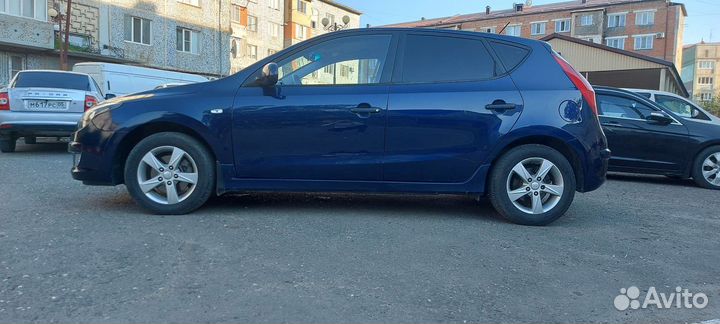 Hyundai i30, 2010
