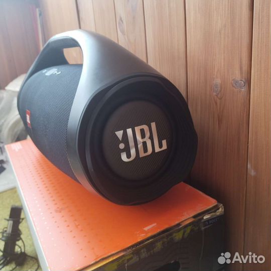 Колонка jbl boombox 2