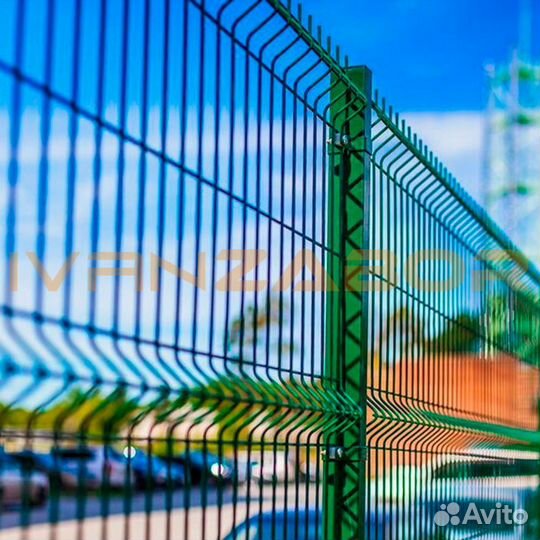 Заборы возле многоквартирных домов в Кинешме