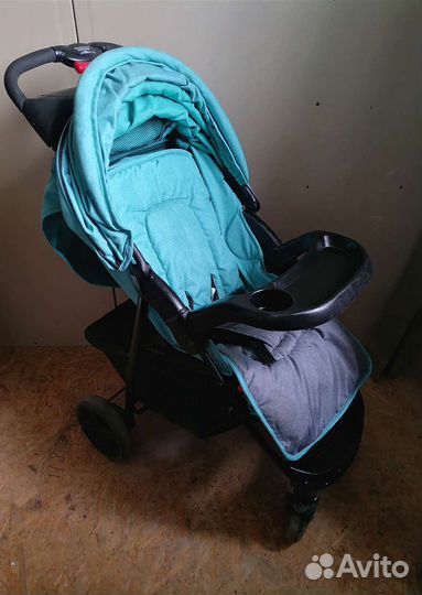 Прогулочная коляска rich family