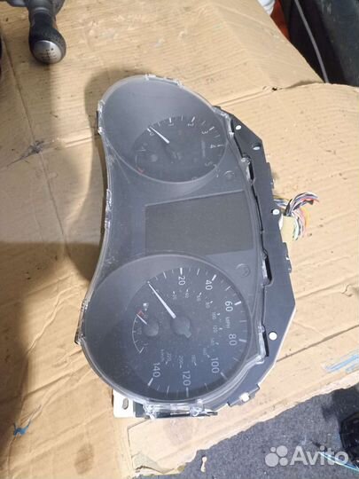 Панель приборов в милях от Ниссан Кашкай J11