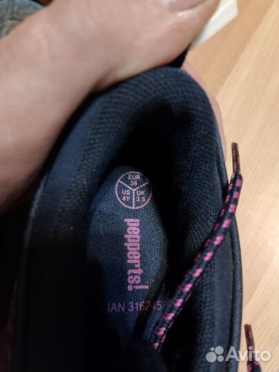 Кроссовки для девочки