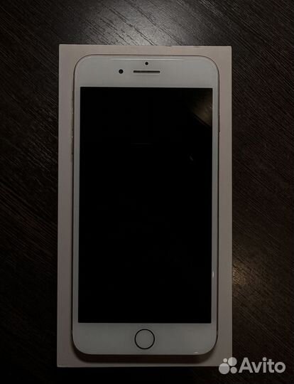 Телефон iPhone 8 plus