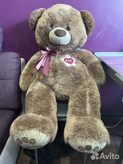 Плюшевый медведь метровый