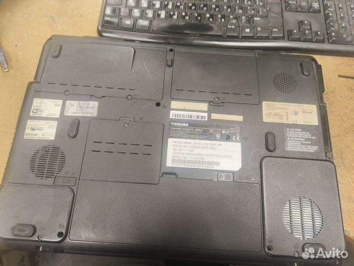Ноутбук Toshiba Sattelite P200-1B8 под ремонт или